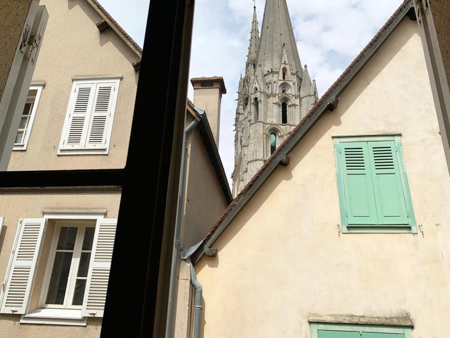 Le Clocher- Appartement Dans Le Coeur De Ville Chartres Exterior photo